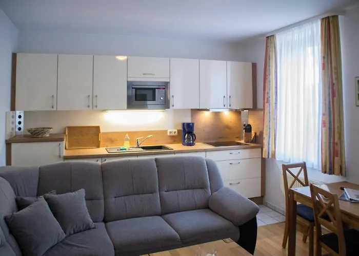 Im Haus Brandenburg * Goehren (Ruegen)